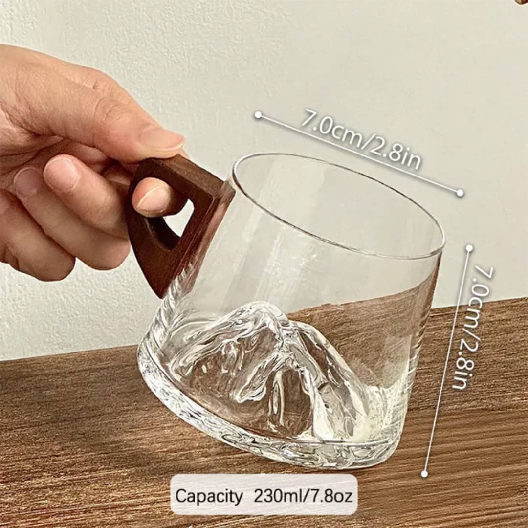 Mug en Verre Relief Montagne avec Anse en Bois — 230ml