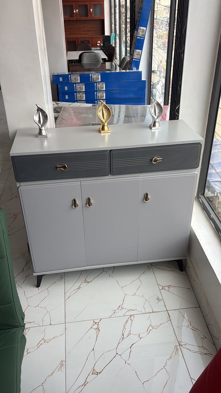 Meuble Chaussures 3 Portes avec Tiroirs – Rangement Entrée Design Moderne