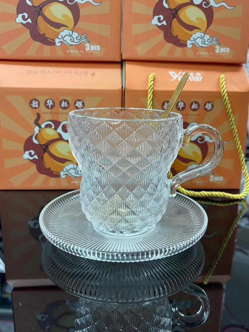 Tasse en Verre avec Assiette et Cuillère – Set 3 Pièces Élégant pour Café, Thé et Infusions