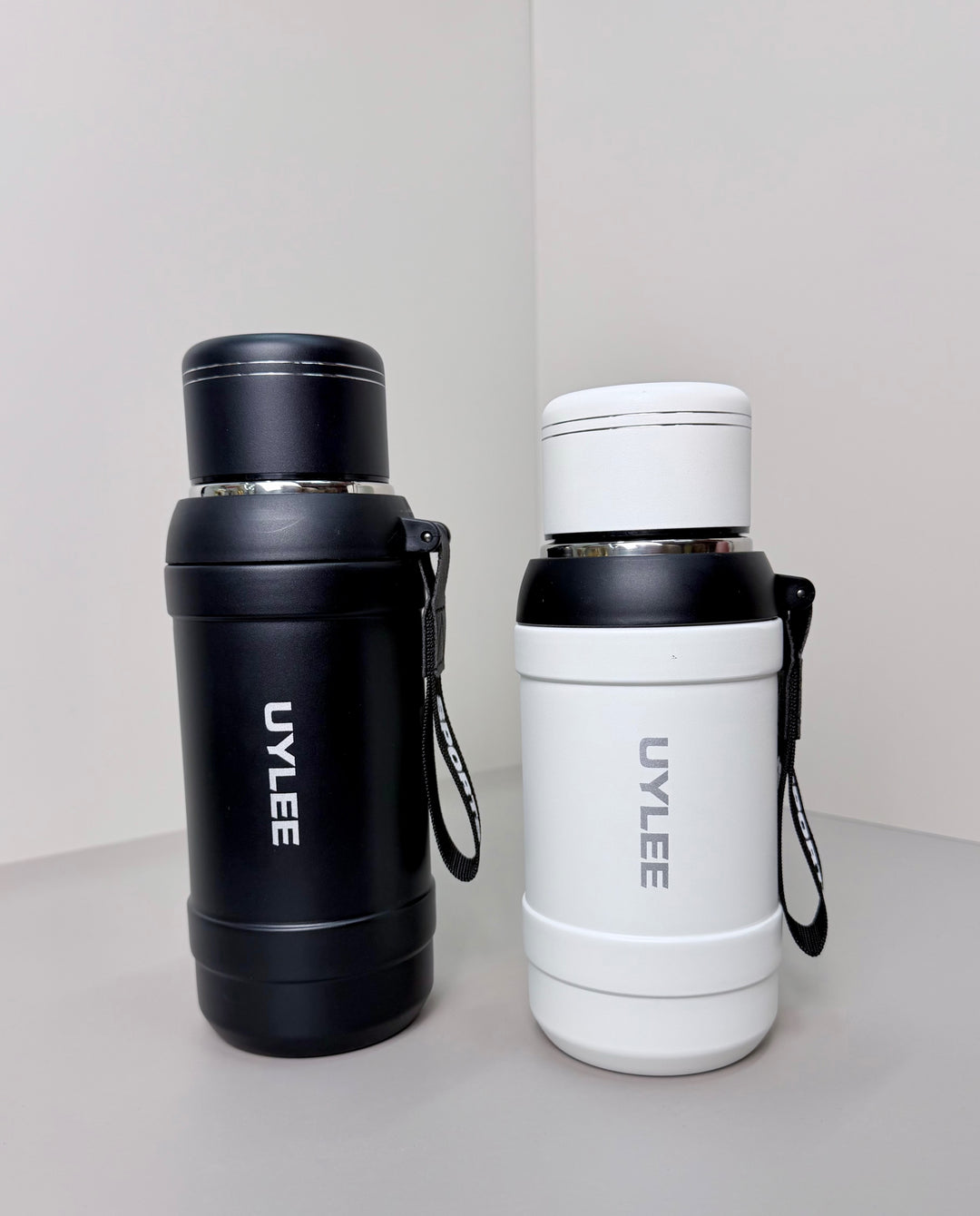 Thermos Inox UYLEE 800ml – Gourde Isotherme Chaud &amp; Froid avec Dragonne