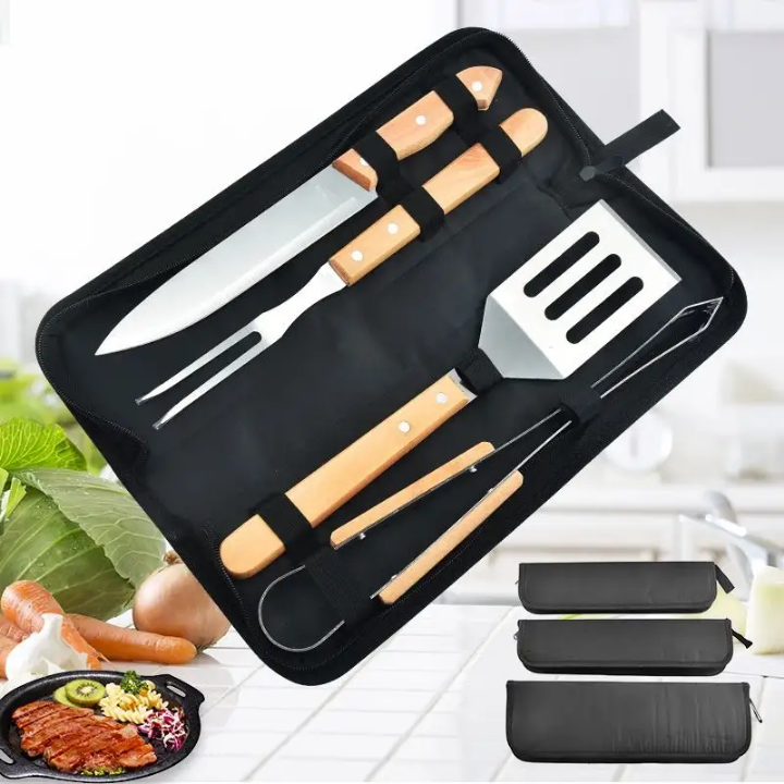 Kit Ustensiles Barbecue 4 Pièces avec Manche en Bois – Spatule, Pince, Couteau et Fourchette + Étui