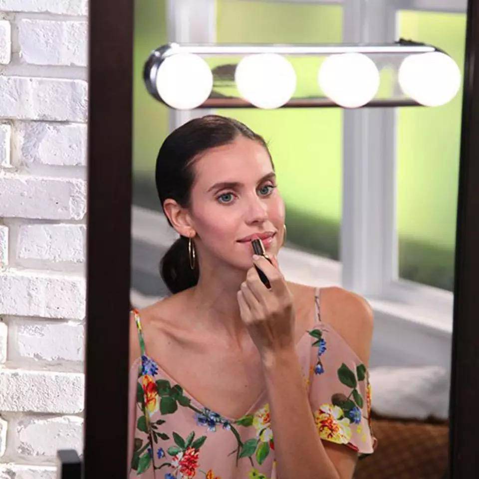 Lampe de Placard led  Éclairage- Maquillage - La boutique secrète